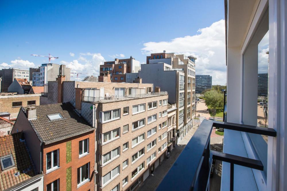 Luxury 3 Bedroom Apartment On The Top Floor With Panoramic View Остенде Екстериор снимка