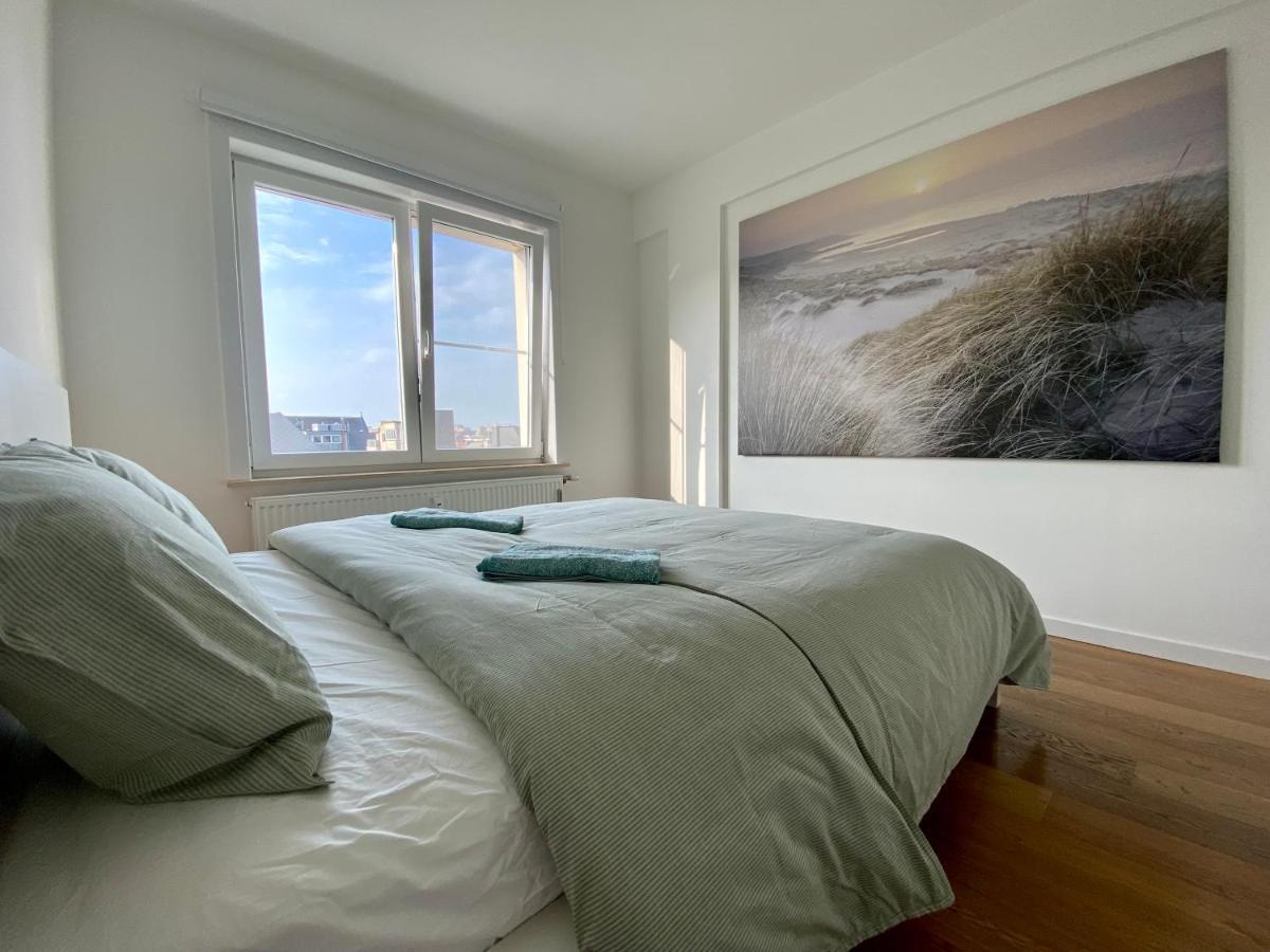 Luxury 3 Bedroom Apartment On The Top Floor With Panoramic View Остенде Екстериор снимка