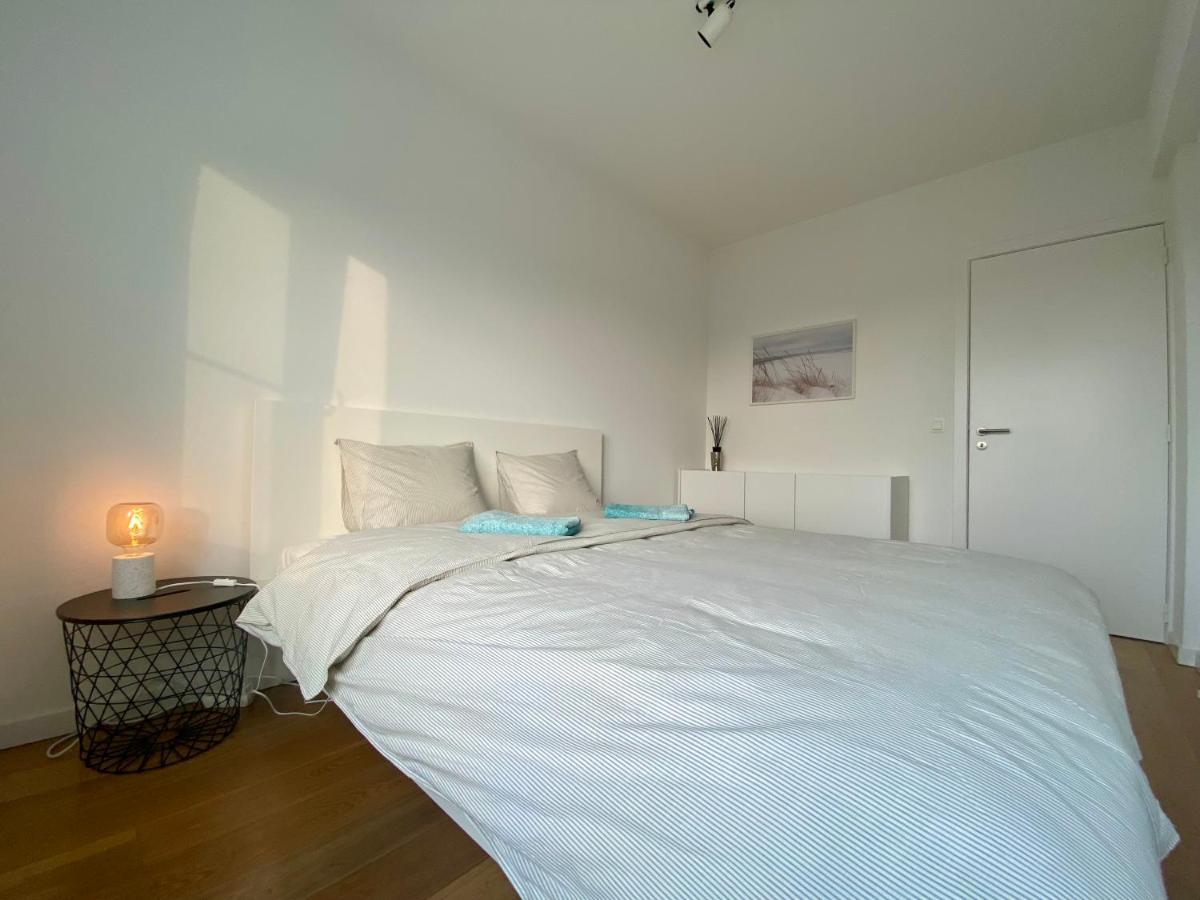Luxury 3 Bedroom Apartment On The Top Floor With Panoramic View Остенде Екстериор снимка